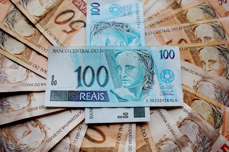 Notas de Real, moeda brasileira
